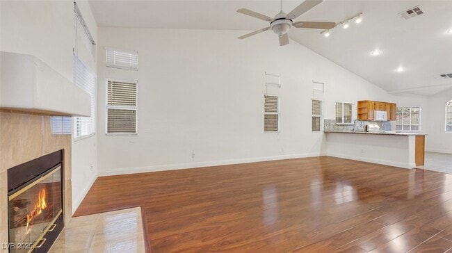 Building Photo - 5419 Valley Wells Way