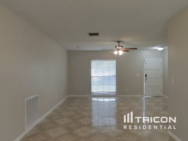 Building Photo - 8234 Vassar Cir