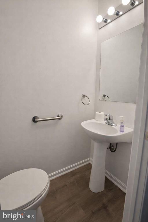 Foto del edificio - 43 Bank Spring Ct