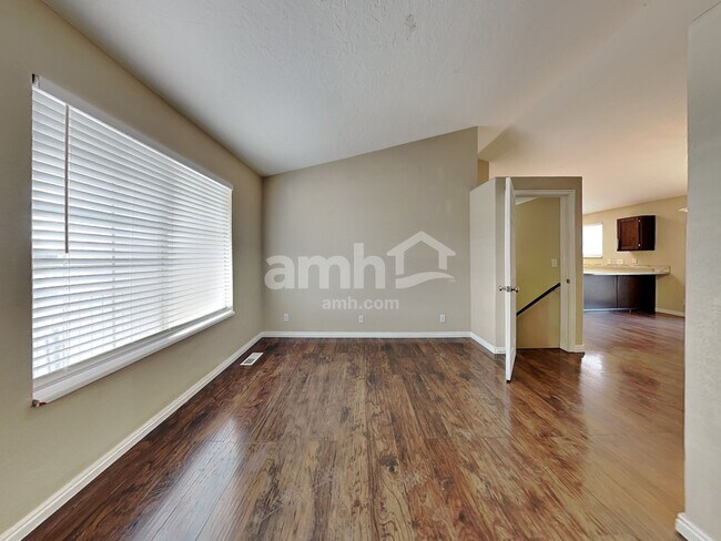 Foto del edificio - 4029 S 7200 W