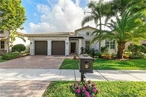 Building Photo - 5 br, 3 bath House - 10980 NW 78th Pl