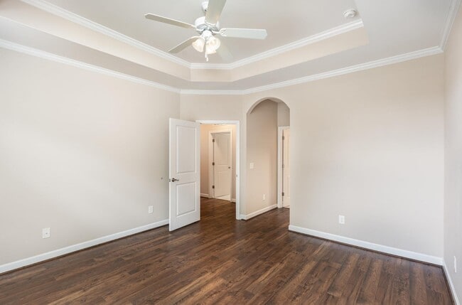 Building Photo - 1164 Hudson Dr