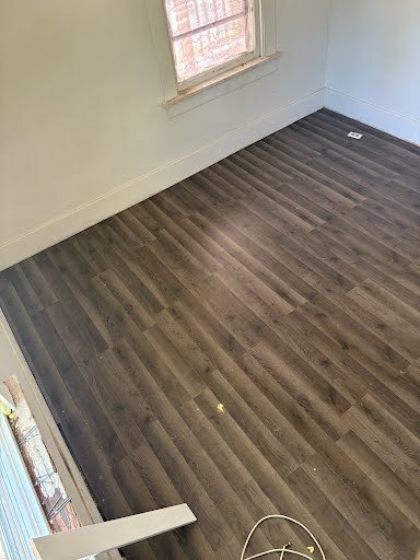 Building Photo - 830 E Rogers Ave