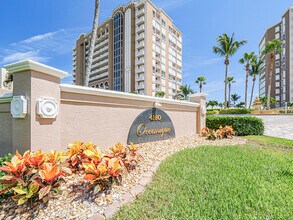 Building Photo - 4180 N Hwy A1A