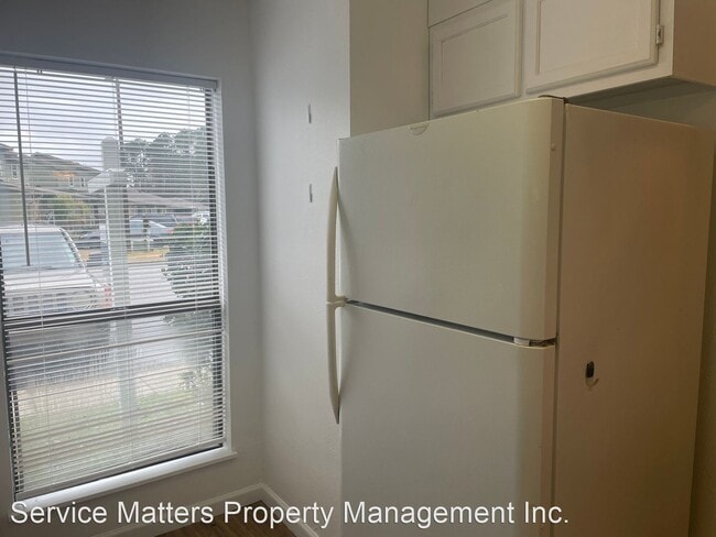 Building Photo - 2 br, 1.5 bath House - 7205 Lago Vista Ct