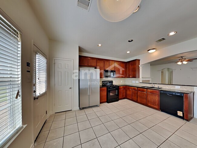 Building Photo - 9719 Bark Ridge Ln