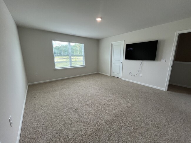 Building Photo - 549 Old Battle Bridge Rd