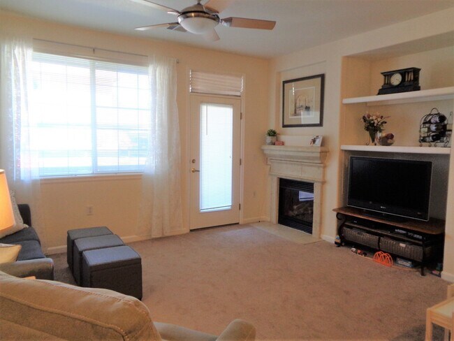 Foto del edificio - Lakewood condo close to downtown Denver + ...
