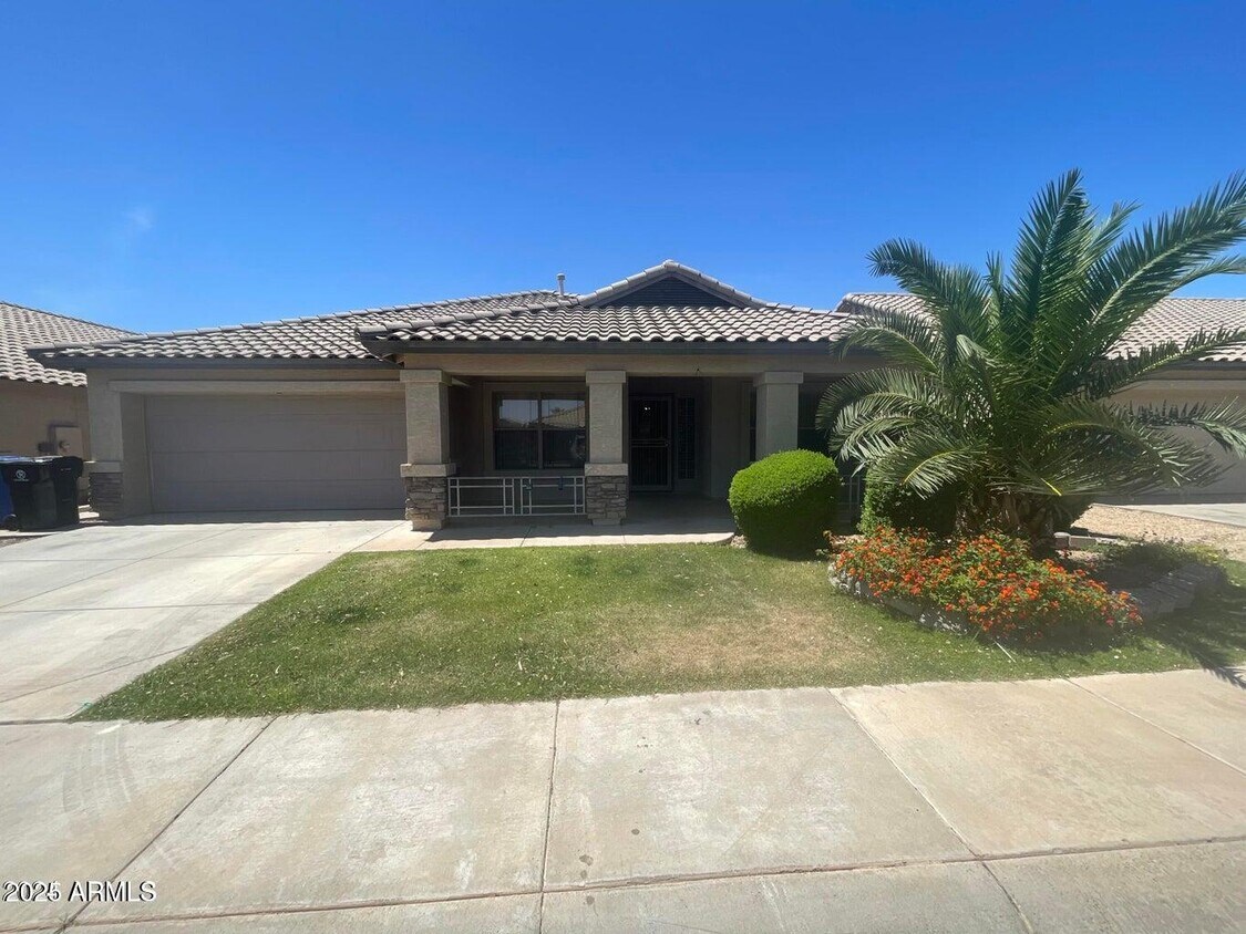 Foto principal - 17408 N Cassi Dr