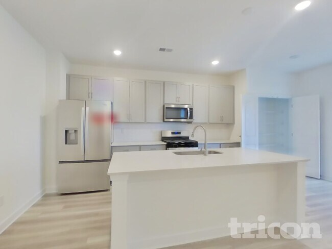 Foto del edificio - 5054 Lawler Ln