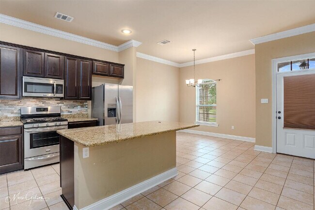 Building Photo - 602 Canoe Trail