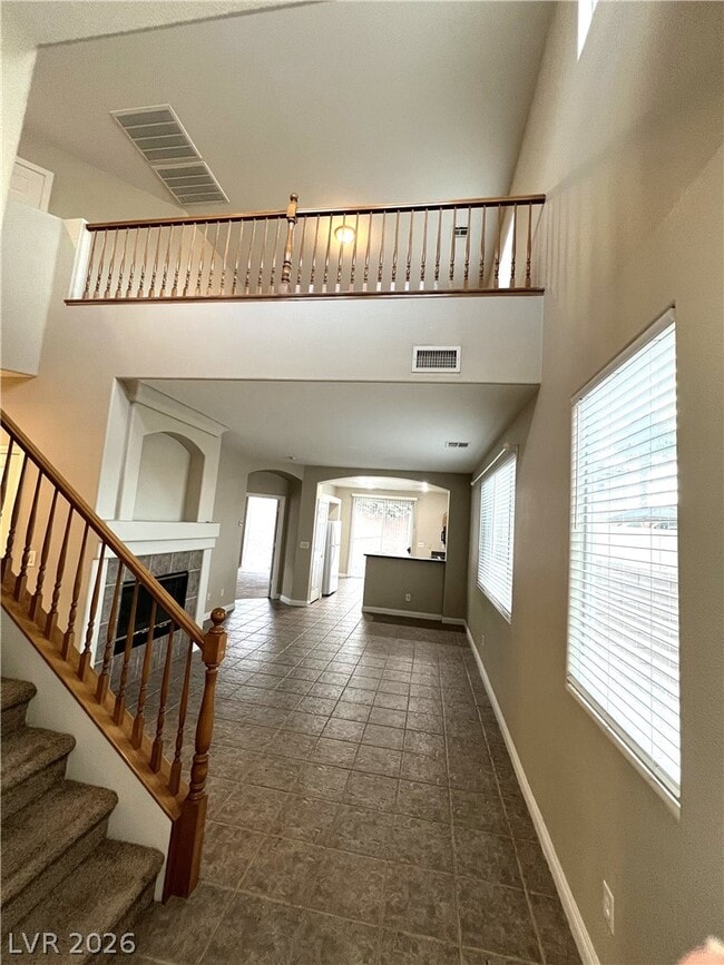 Building Photo - 8326 Golden Cypress Ave
