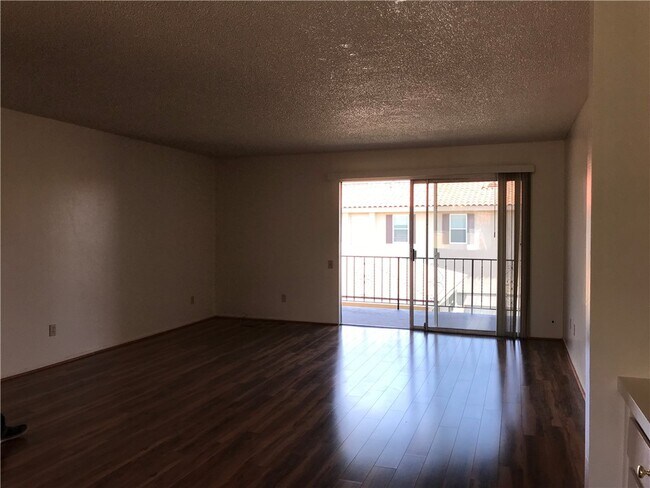 Foto del edificio - 2304 Huntington Ln