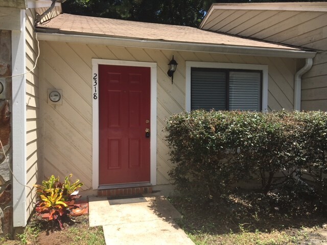 Foto principal - 2318 Continental Ave