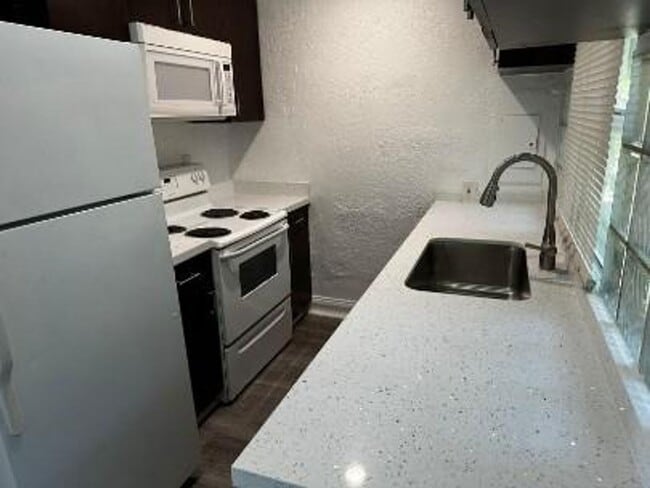 Foto del edificio - 3150 NW 3rd St
