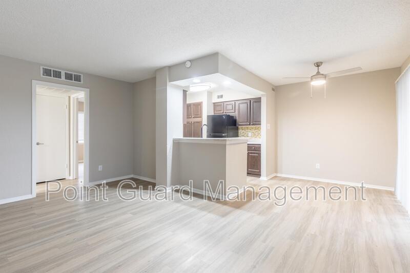 Primary Photo - 2290 Ridgmar Plaza