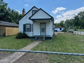 Building Photo - 529 Blue Bell Rd