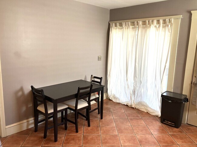 Foto del edificio - 1187 Dorchester Ave