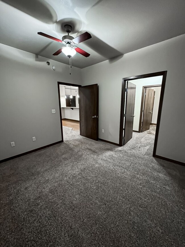 Interior Photo - The Metropolitan