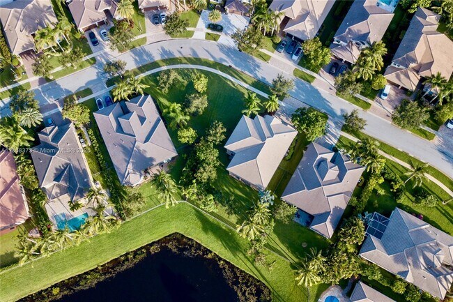 Foto del edificio - 11894 Fox Hill Cir