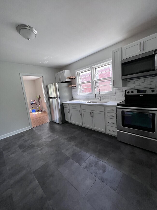 Photo - 1318 Boundary Ave House