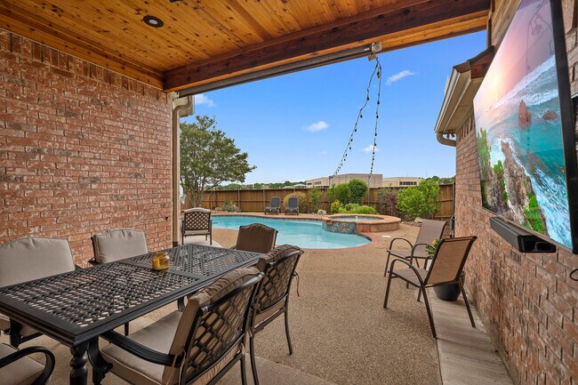 Foto del edificio - 9602 Windy Hollow Dr