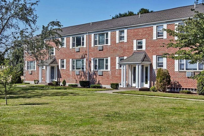 Foto del edificio - 63 Salmon Brook Drive