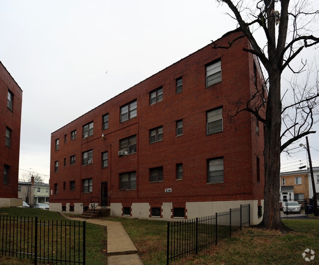 214 Kenilworth Ave NE, Washington, DC 20019 Apartments Washington, DC