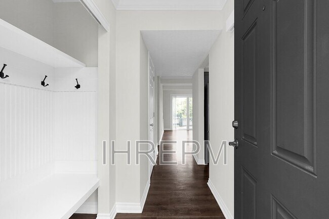 Foto del edificio - 7085 Muirfield Dr