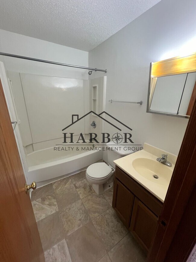 Foto del edificio - Hayfield Greens