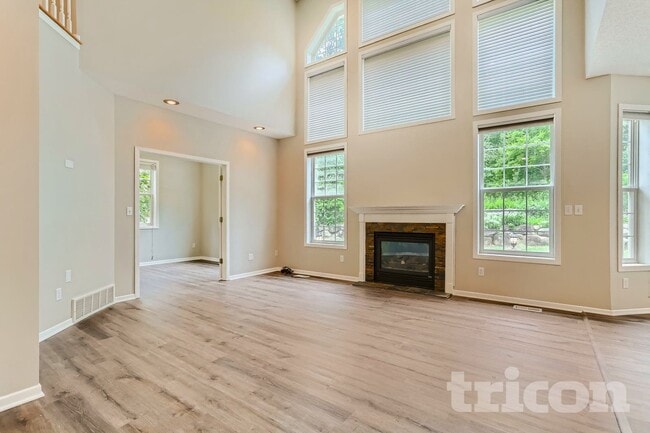 Foto del edificio - 15012 Viewcrest Ln