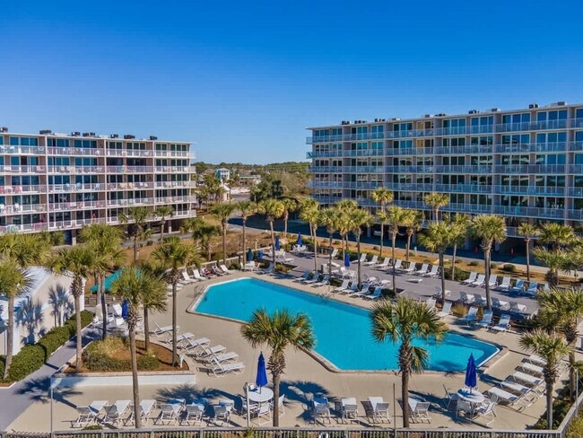 Building Photo - 7205 Thomas Dr