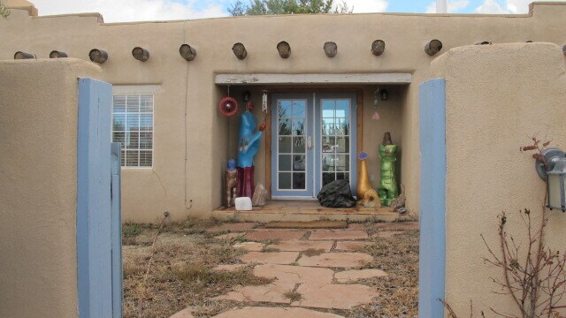 Primary Photo - 330 Chamisa Rd