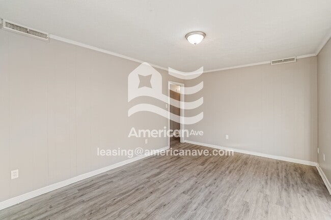 Building Photo - 2645 Maria Terrace