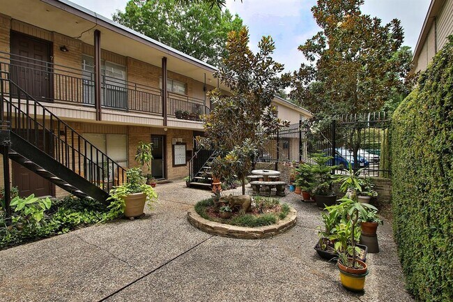 Foto del edificio - 1412 Hawthorne St