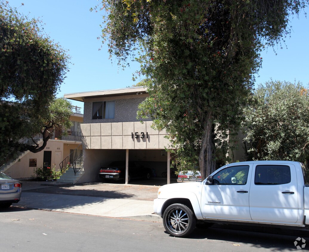 Building Photo - 1531 Stoner Ave