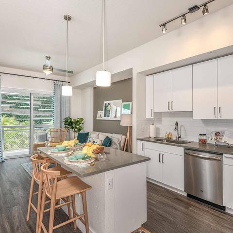 Foto principal - 2615 Biscayne Blvd