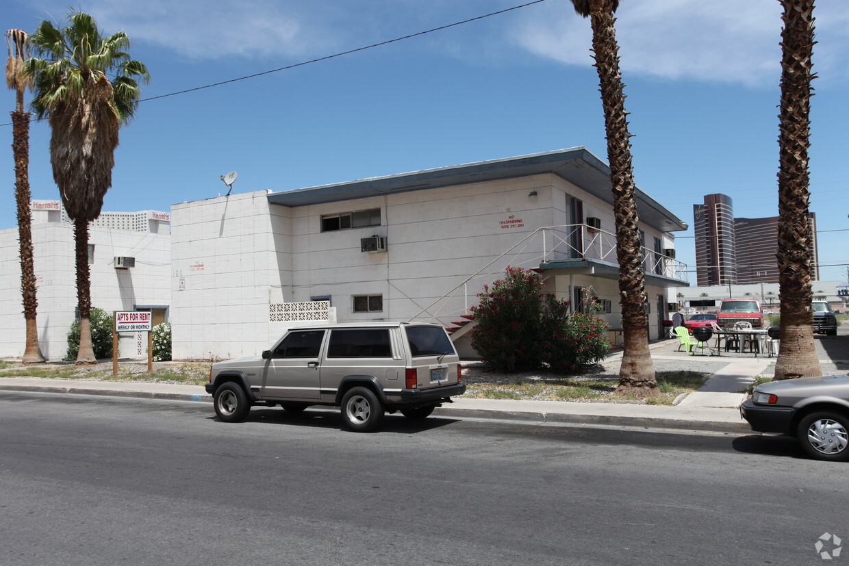 Primary Photo - French Villa Apartments III