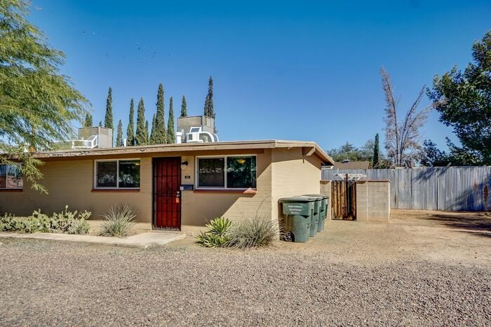 1 bed 1 bath in a prime location! - 1 bed 1 bath in a prime location!