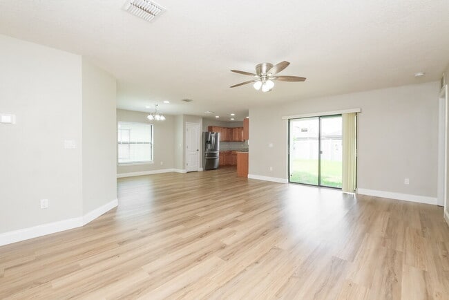 Building Photo - 655 Chatham Walk Dr
