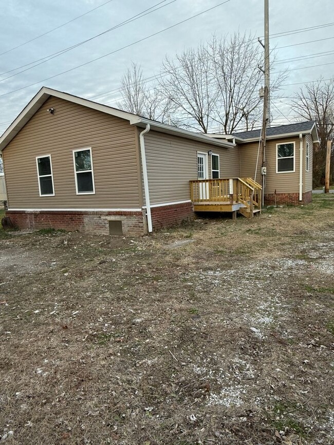 Photo - Beautifully updated & in great location House