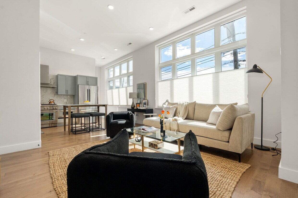 Foto principal - 50 Hichborn St