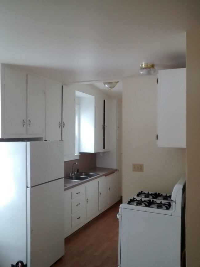 414 E Huron Ave Unit 1, Vassar, MI 48768 Apartments in Vassar, MI