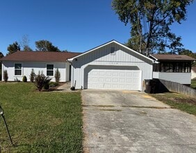 Building Photo - 1316 Graycreek Ln