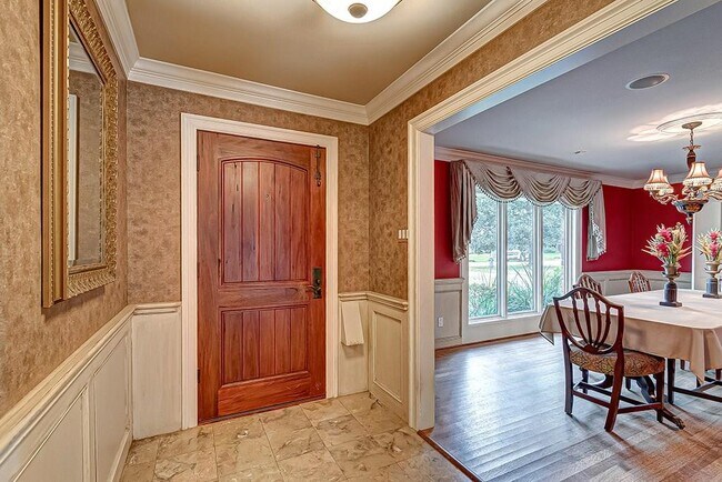 Foto del edificio - 9310 Oakford Ct