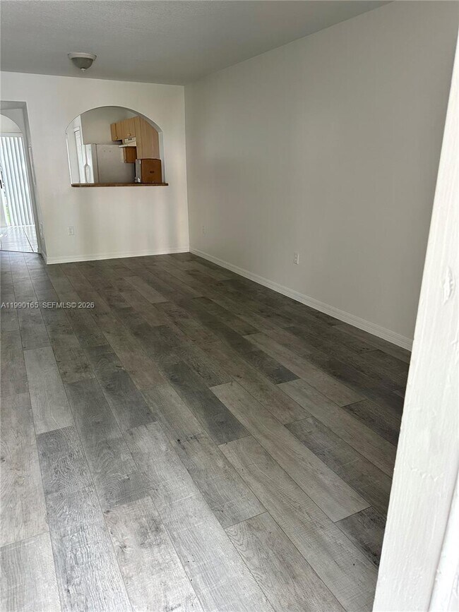 Foto del edificio - 2911 SE 13th Ave