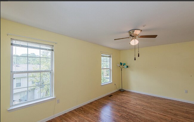 Building Photo - 45276 Keyport Ct