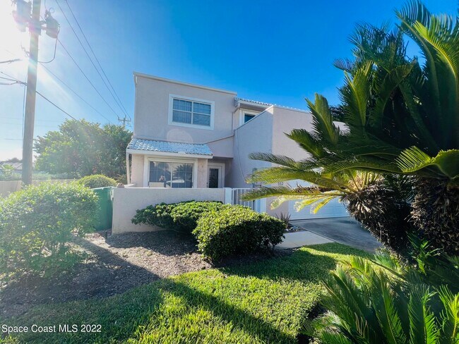 Building Photo - 552 Majorca Ct