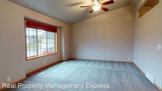 Foto del edificio - 4 br, 3 bath House - 2001 S Monticello Ave