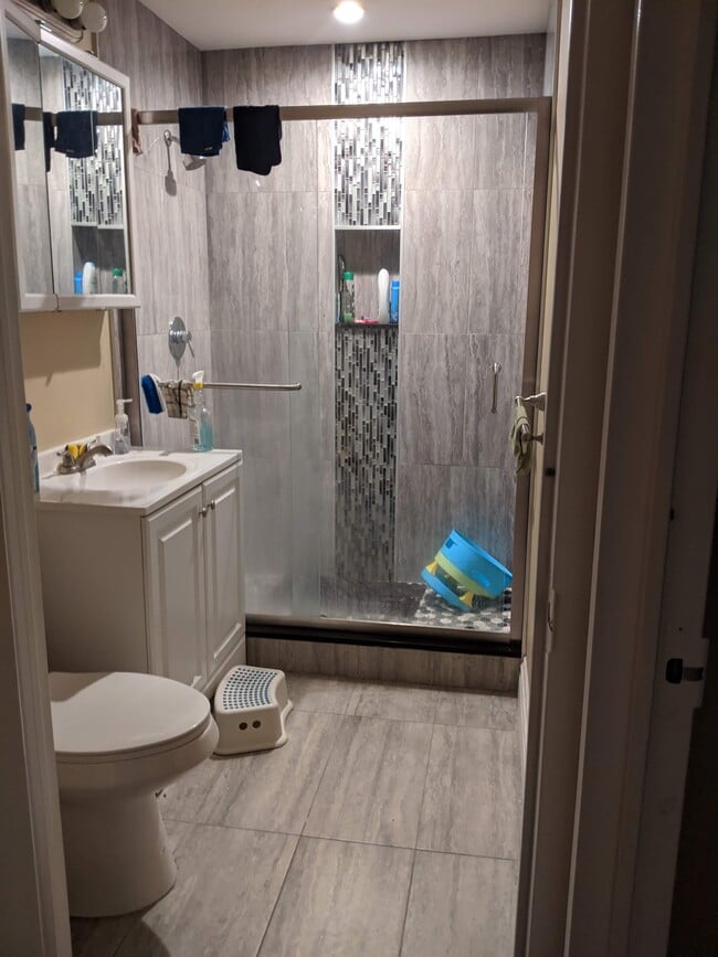 Building Photo - 111 Mulberry St